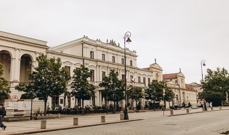 Як оскаржити рішення про відрахування з університету в Польщі?