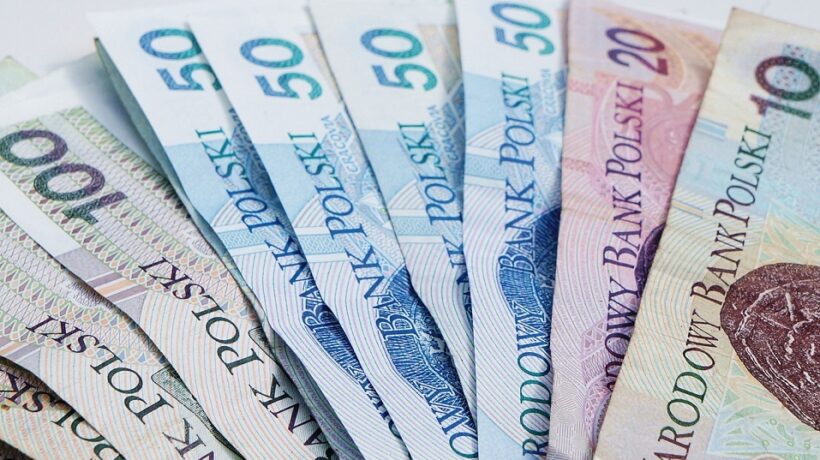 Protokół zdawczo-odbiorczy pokoju w Łodzi: Jak go sporządzić i odzyskać kaucję